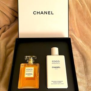 CHANEL COCO MADEMOISELLE EAU DE PARFUM “INTENSE” SIGNATURE BOX. RETAILS FOR $220